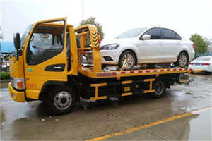草桥附近拖车救援24小时服务热线